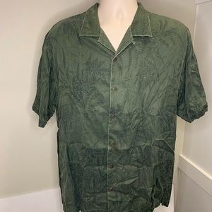 Tommy Bahama 100% Silk Button Down Floral Shirt